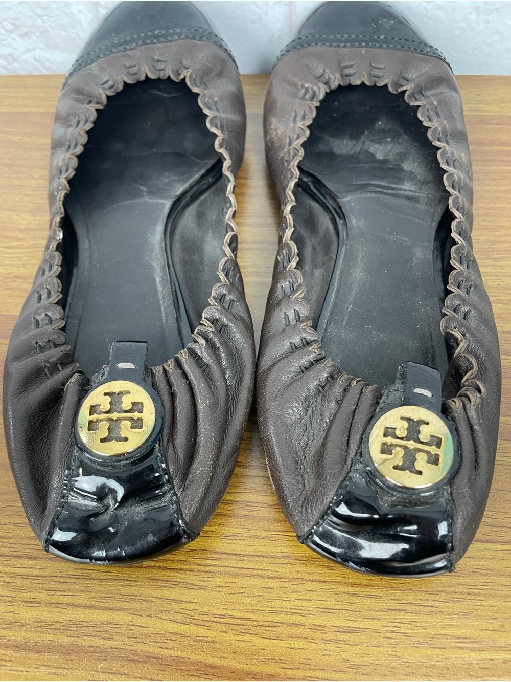 Tory Burch Abby Brown Leather Logo Cap-Toe Ballet Flats Size 9.5 - Picture 4 of 8